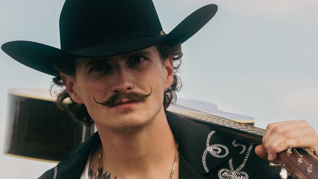 Promotional image for Braxton Keith