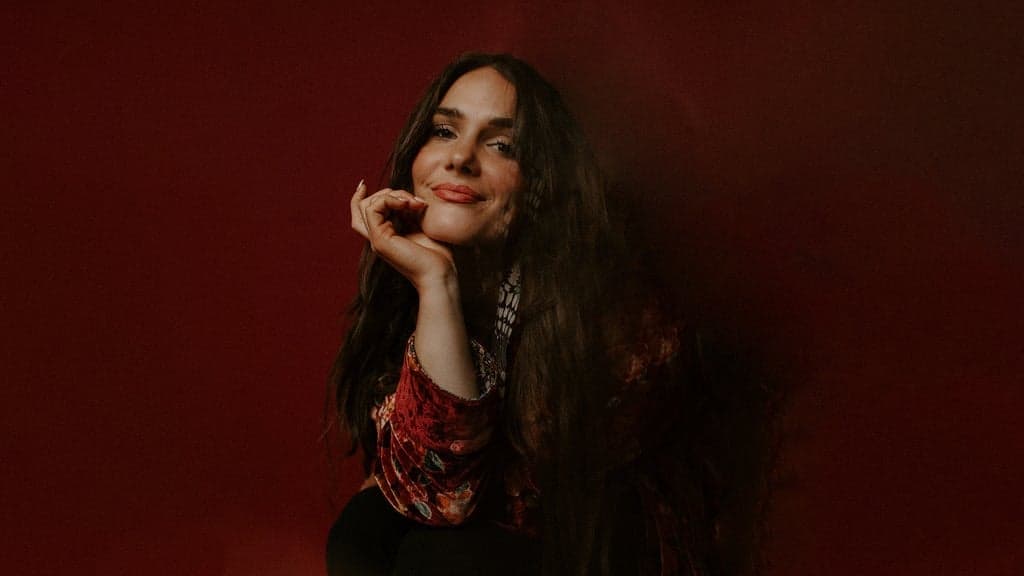 Promotional image for Franni Cash