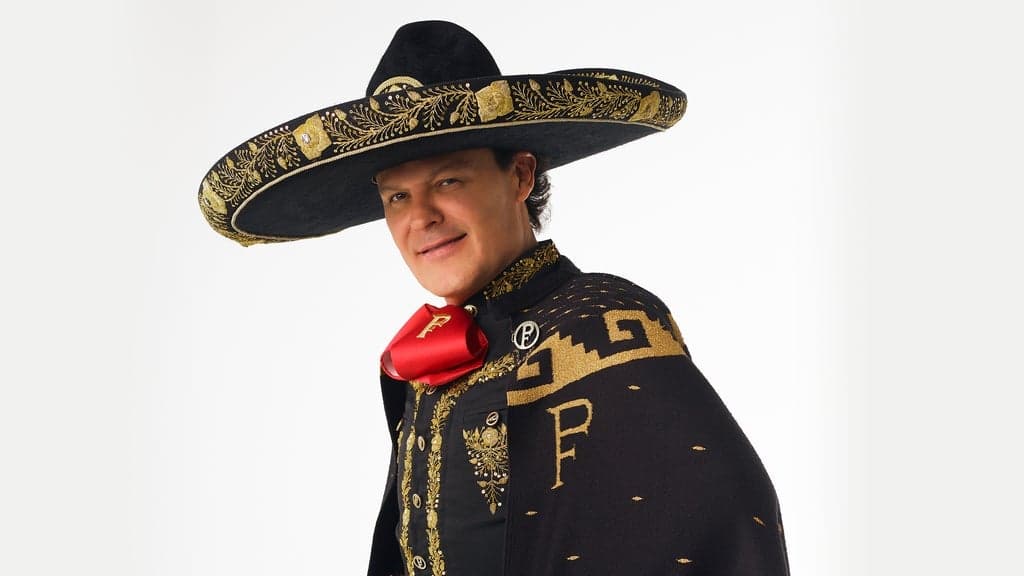 Promotional image for Pedro Fernández - Ave Fénix Two'r