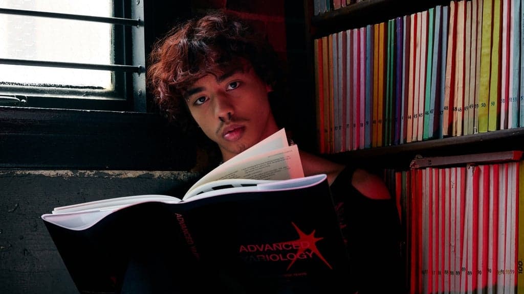 Promotional image for bunii - BUNIIVERSITY TOUR