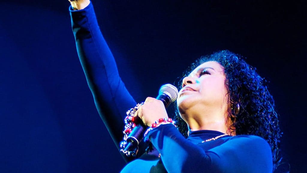 Promotional image for Eva Ayllon