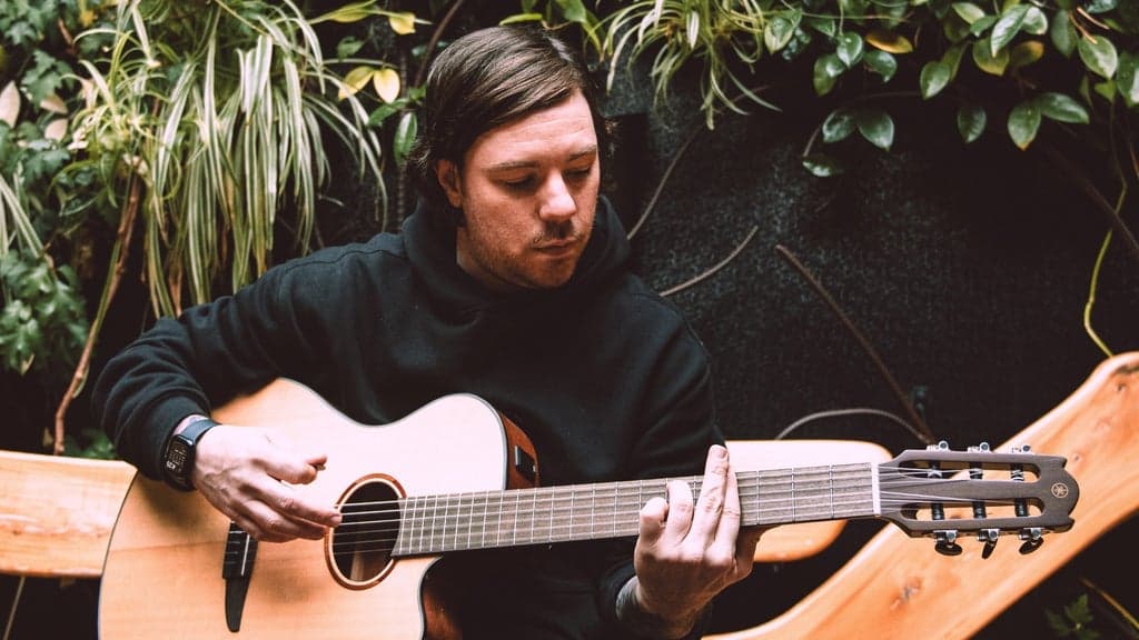 Promotional image for Kurt Travis