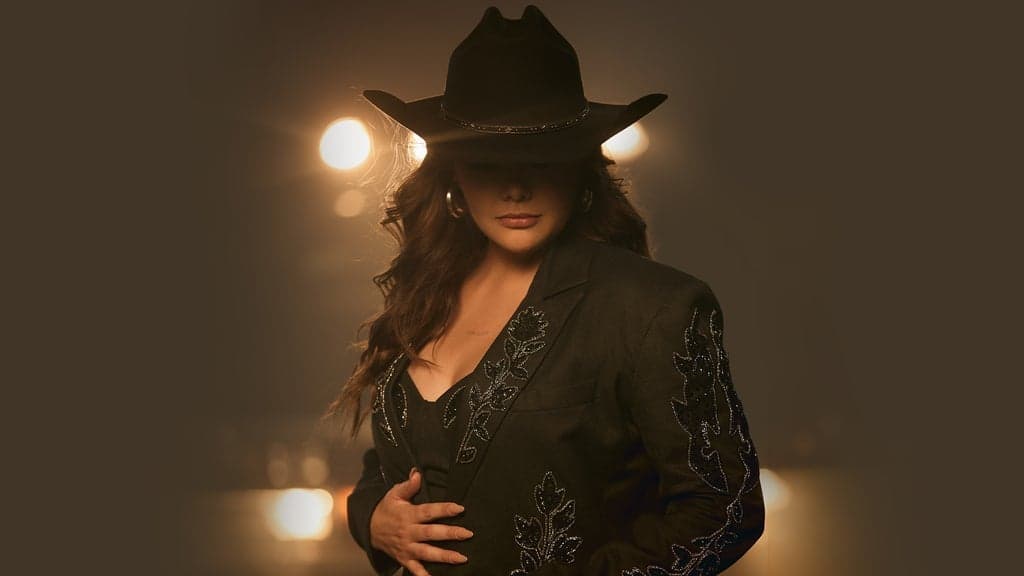 Promotional image for Yuridia - Cartas Sobre La Mesa Tour 2027