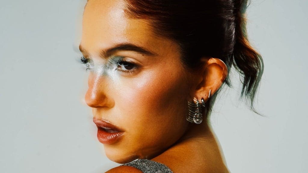 Promotional image for VALÉ