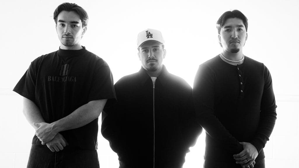 Promotional image for Eslabon Armado