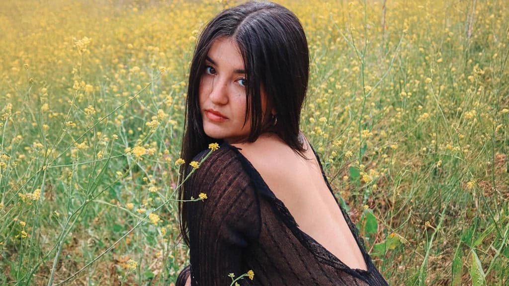 Promotional image for Devon Gabriella