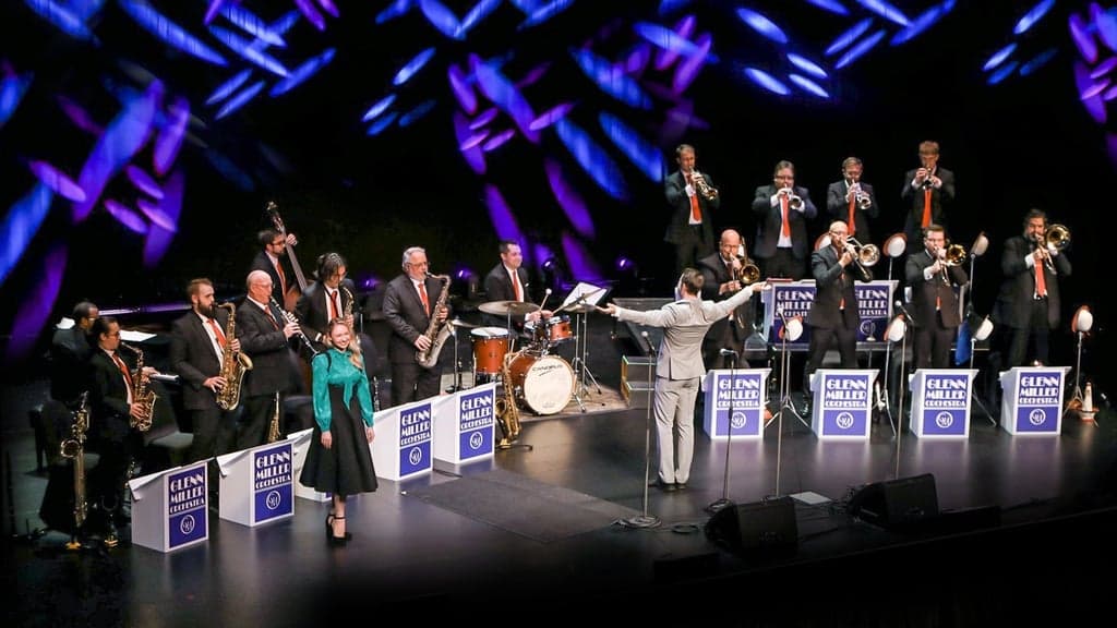 Promotional image for In The Christmas Mood with The Glenn Miller Orchestra