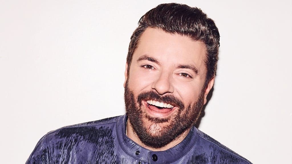 Promotional image for An Acoustic Christmas with Chris Young