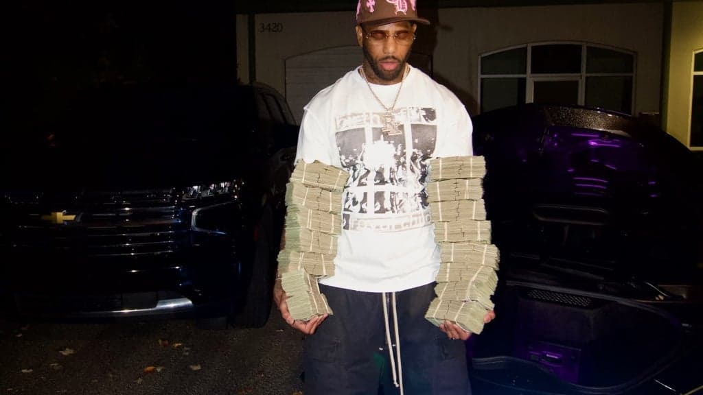 Promotional image for Hoodrich Pablo Juan