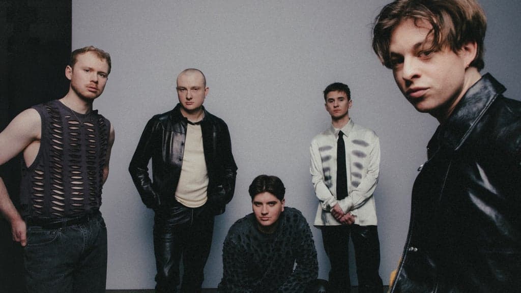 Promotional image for Giant Rooks