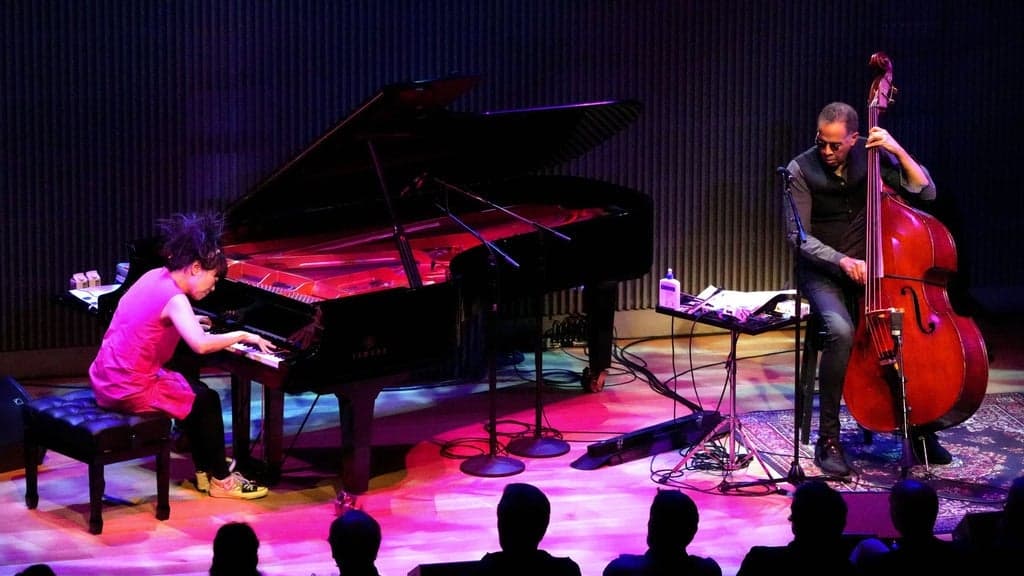 Promotional image for Stanley Clarke & Hiromi with PUBLIQuartet