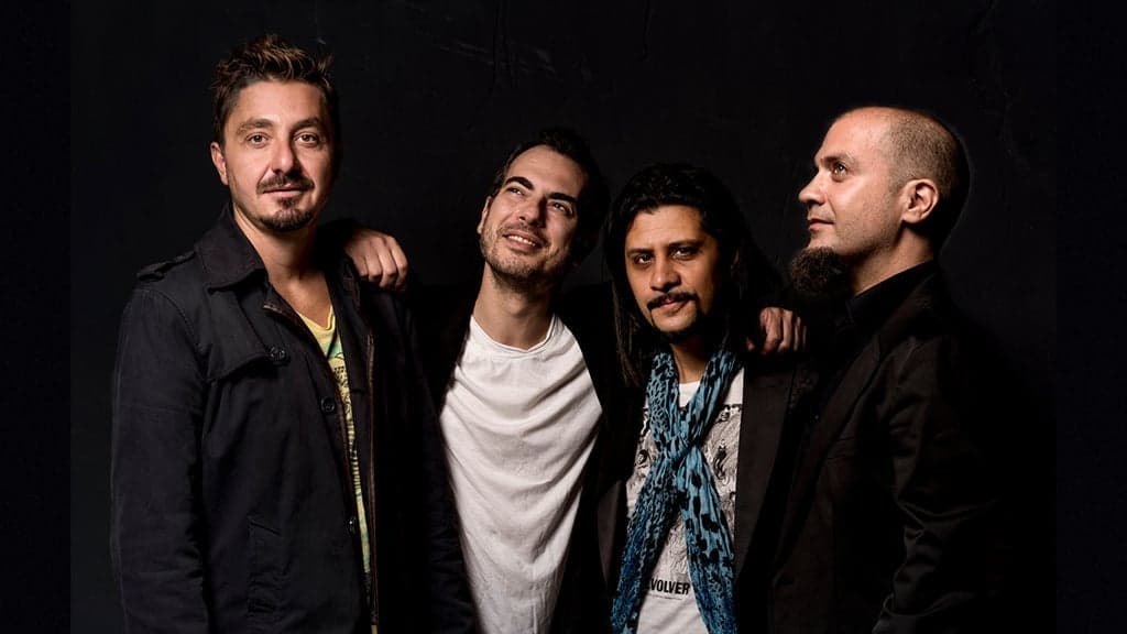 Promotional image for Mor Ve Otesi