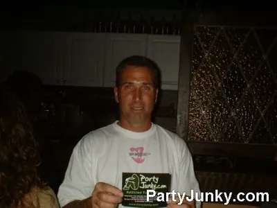Guests posing for the camera at Coyote Ugly Bar & Grill, Jun 12, 2004