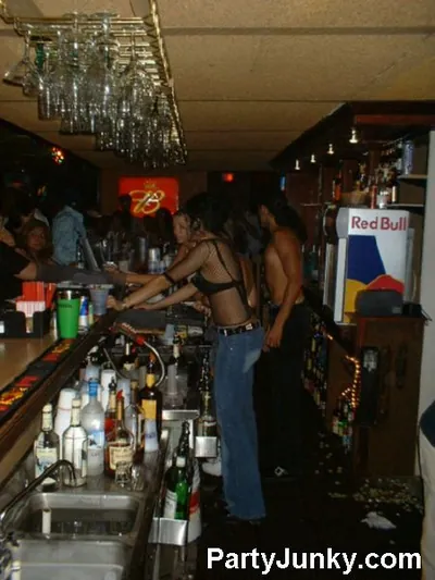 The bar at Coyote Ugly Bar & Grill, Jul 3, 2004