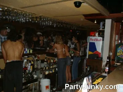 The bar at Coyote Ugly Bar & Grill, Jul 3, 2004