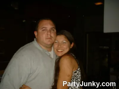 Guests posing for the camera at Coyote Ugly Bar & Grill, Jul 10, 2004