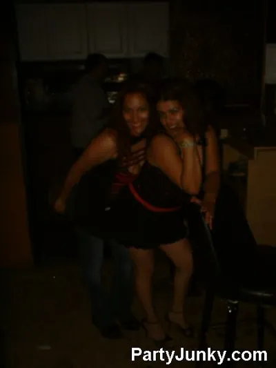 Guests posing for the camera at Coyote Ugly Bar & Grill, Jul 10, 2004