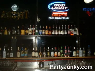 The bar at Sopranos Night Club, Aug 13, 2004