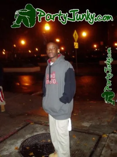 Guests outside the Suga Free concert at night, Dec 14, 2003