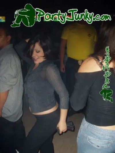 Packed crowd at the Suga Free concert, Dec 14, 2003